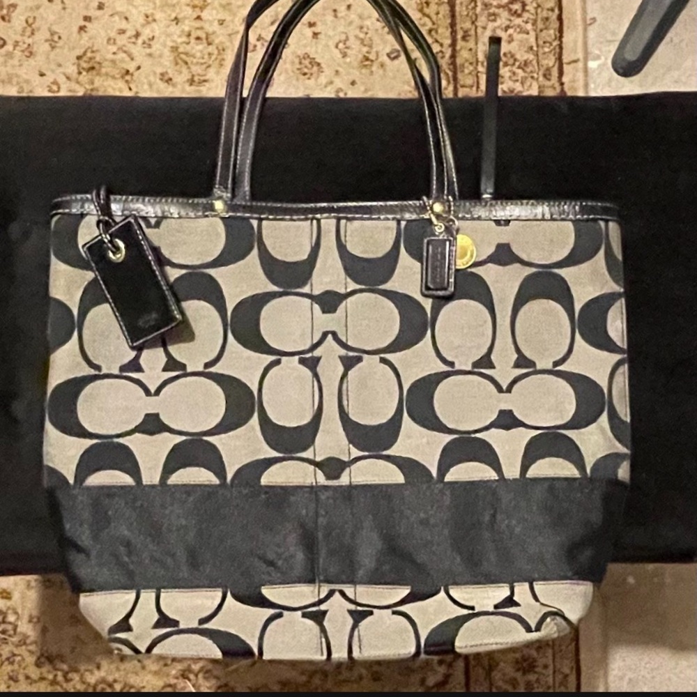Coach Handbag/Tote